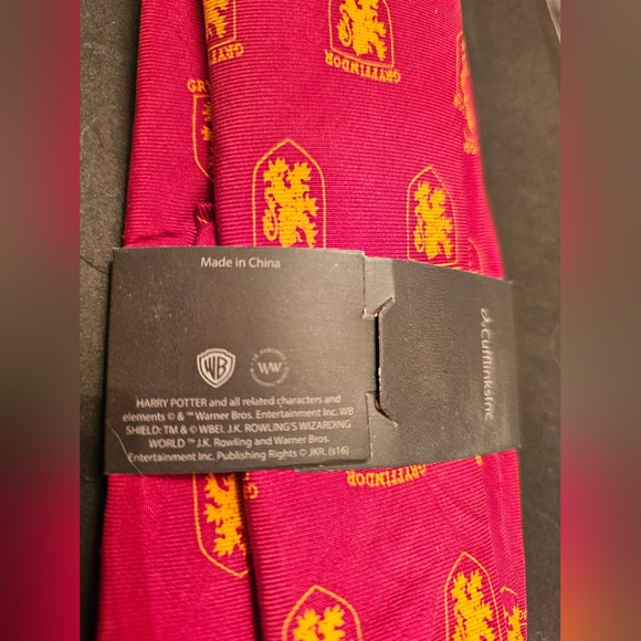 Harry Potter Tie - Picture 4 of 4